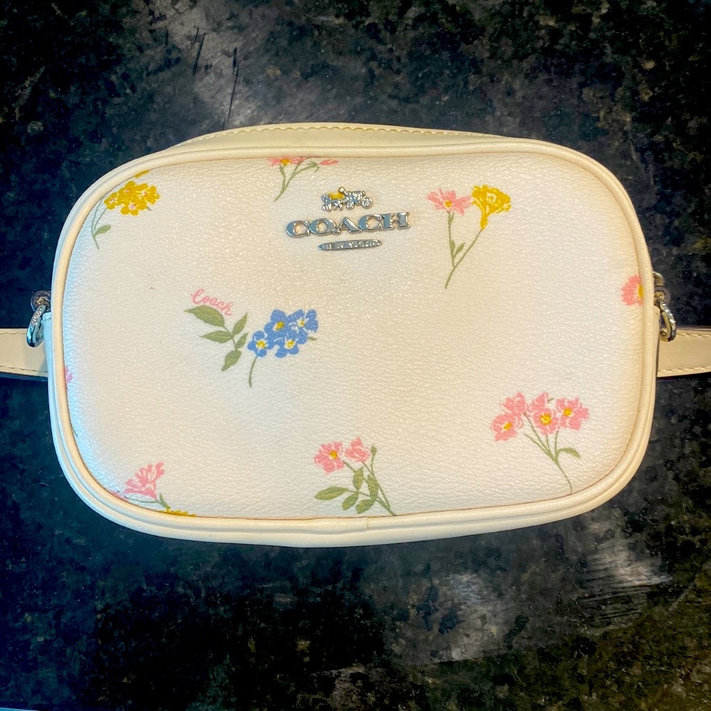 Coach floral belt bag, so cute!